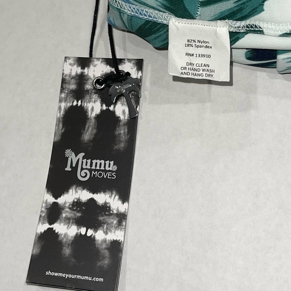 Show Me Your Mumu - Picture 4 of 6